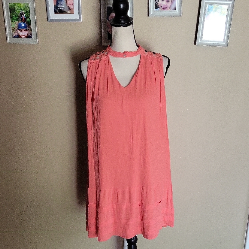 She + Sky Coral Lace Accent Dress